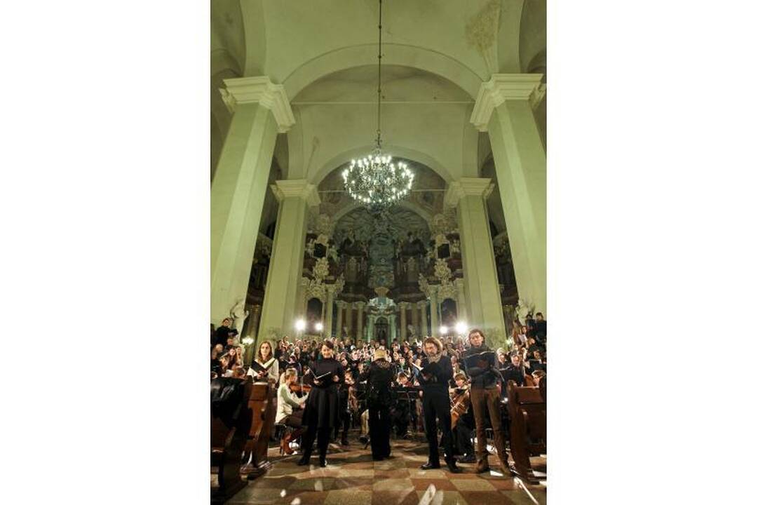 Daugiau kaip 400 žmonių atliko A. W. Mozarto „Requiem“