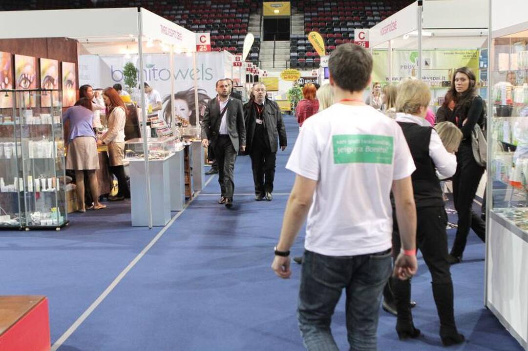 Klaipėdiečių požiūris į nuolaidų dienas prekybos centre keičiasi
