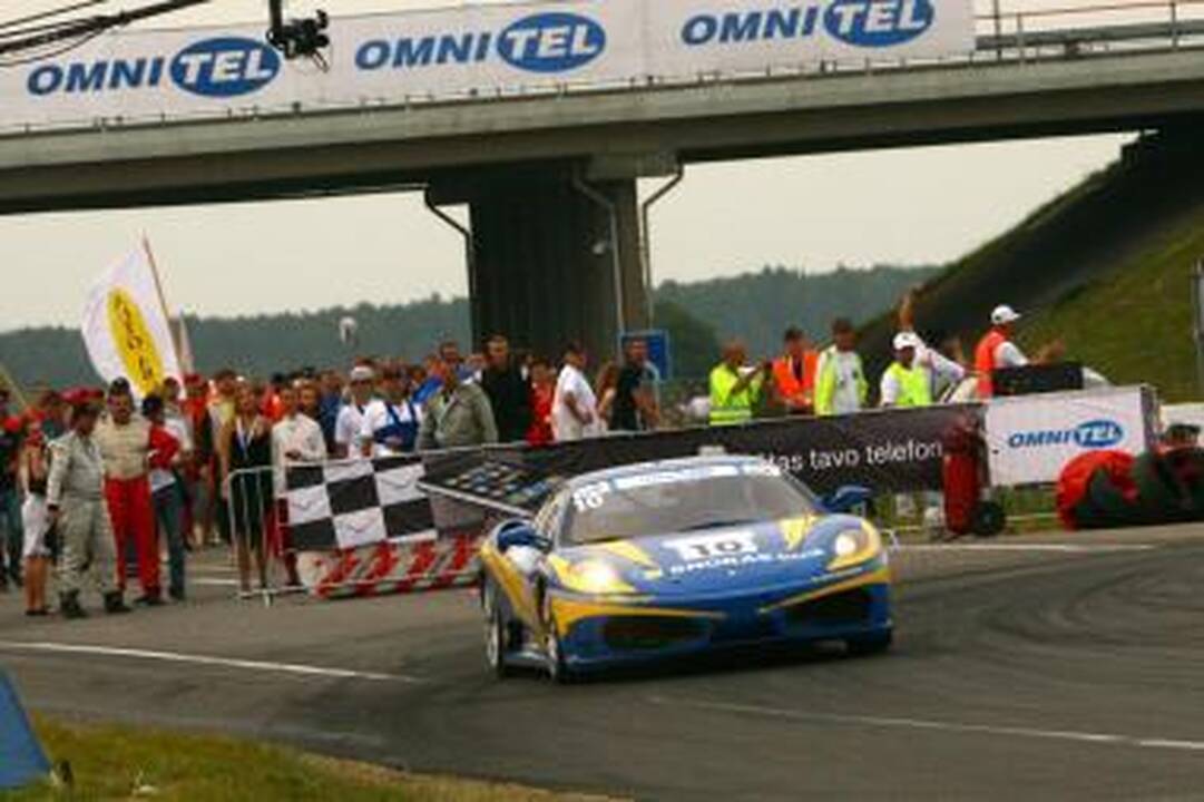 Kada vyks 2011 m. „Omnitel 1000 km lenktynės“? 