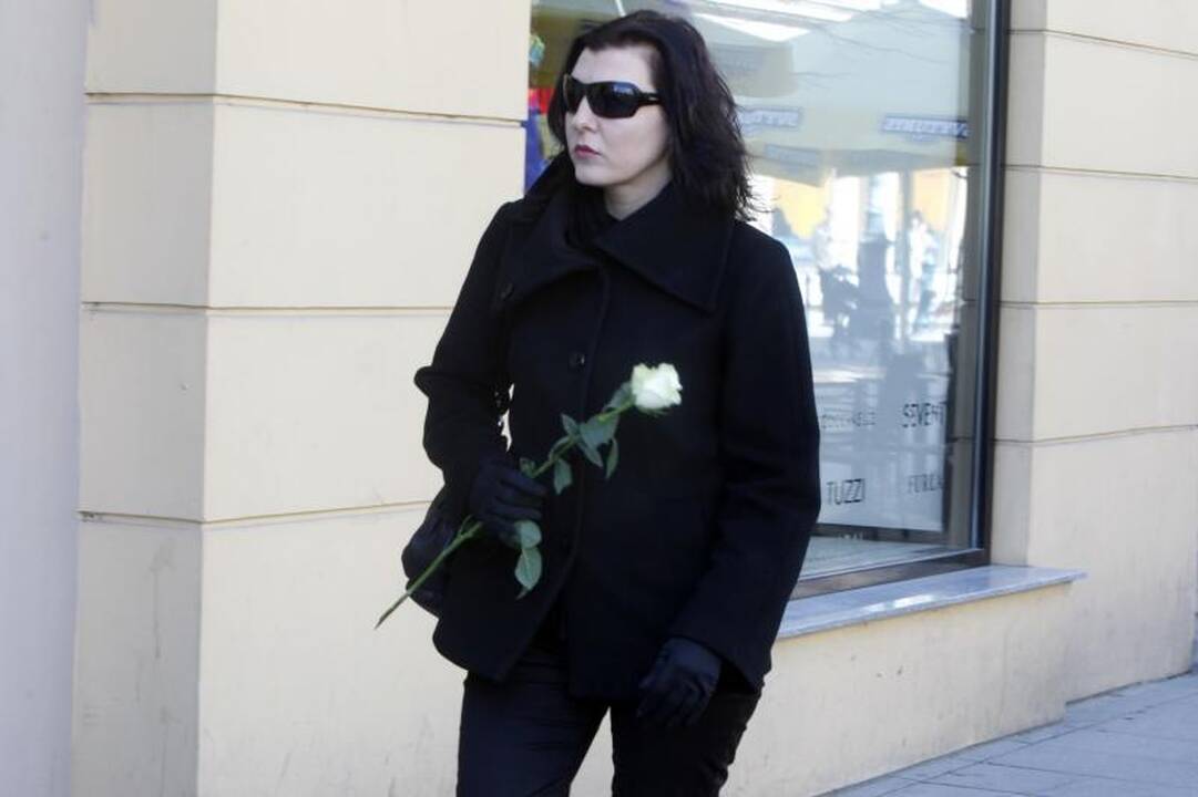 Lietuva atsisveikina su V. Šapranausku (papildyta)