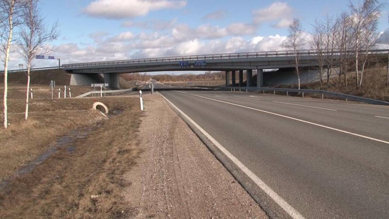 Netoli  Kalotės nuo tilto nušoko devyniolikmetis (atnaujinta)