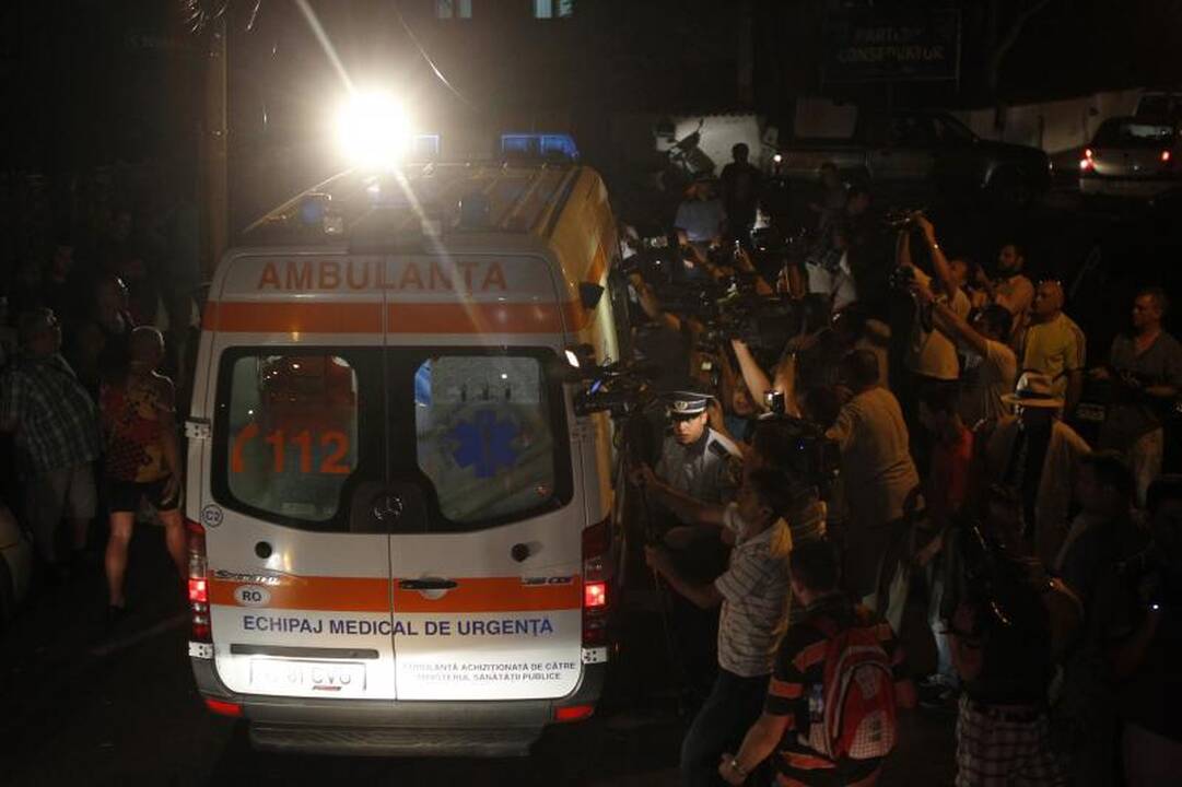 Buvusiam Rumunijos premjerui po bandymo nusižudyti atliekama operacija