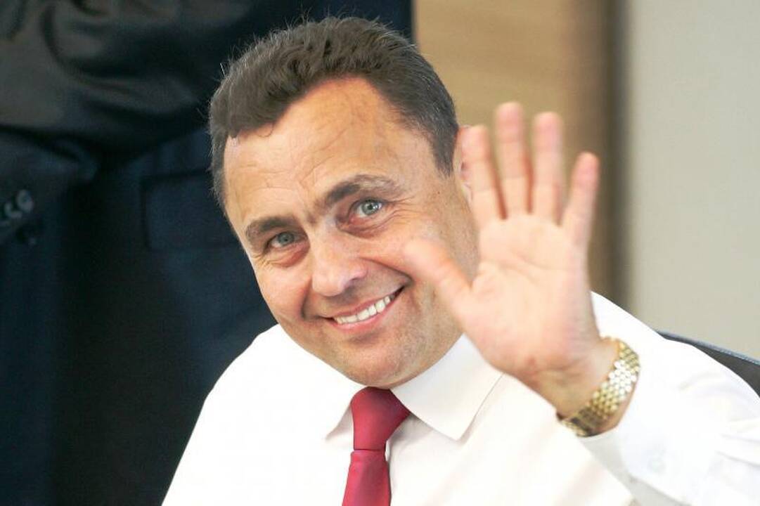 Atmestas P.Gražulio projektas bausti už „dorovinių vertybių niekinimą“