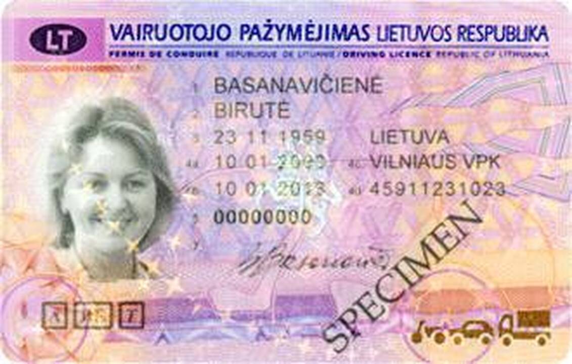 EK nusileido - senieji vairuotojų pažymėjimai galios