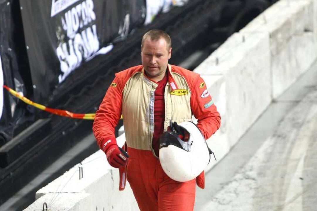 „Žalgirio“ arenoje – gaudžiantys varikliai ir spiegiančios padangos 