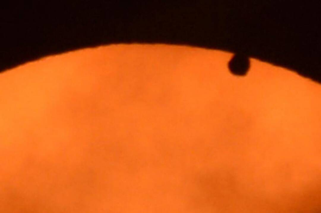 Pasaulio astronomai stebėjo retą Veneros tranzitą