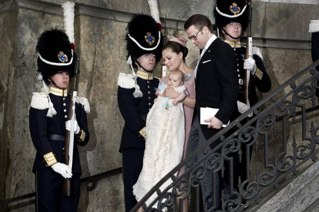 Švedijoje pakrikštyta būsimoji karalienė, princesė Estelle
