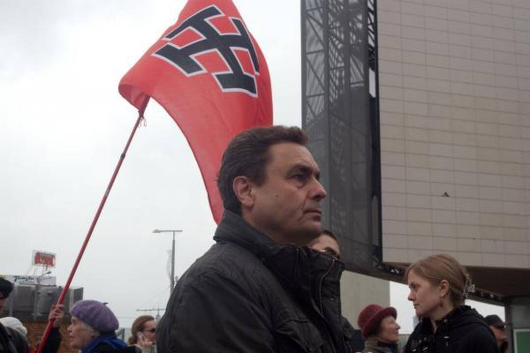 Proteste prieš gėjų eitynes - radikalūs šūkiai (papildyta)