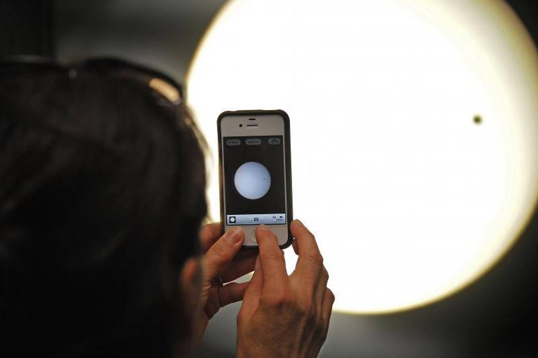 Pasaulio astronomai stebėjo retą Veneros tranzitą