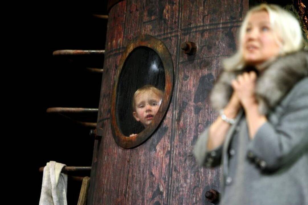 Teatro premjeroje „Jeruzalė“ – pašaipus žvilgsnis į šių dienų pasaulį