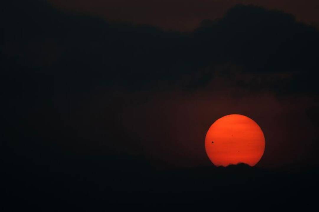 Pasaulio astronomai stebėjo retą Veneros tranzitą