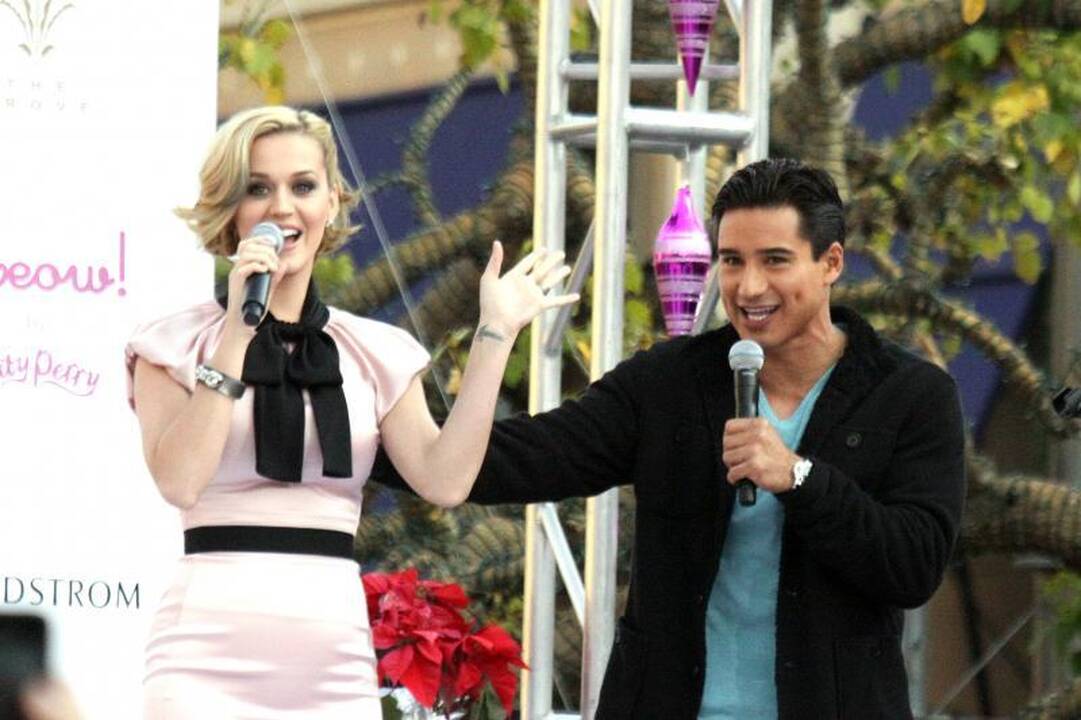 Žiniasklaida: atlikėja Katy Perry laukiasi