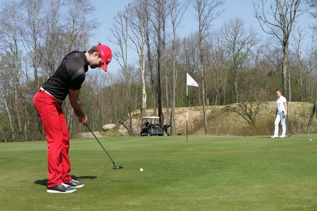 Golfo sezono atidarymo turnyre taikliausi klaipėdiečiai