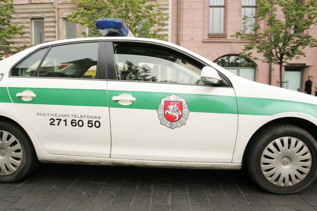 Pareigūnai sostinėje mitingavo prieš skurdinimą