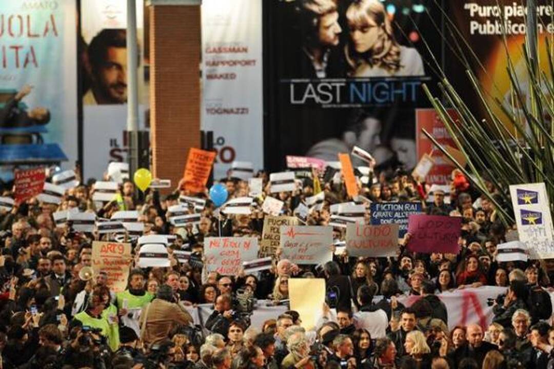 Romos kino festivalio atidarymo ceremoniją sutrikdė protestuotojai