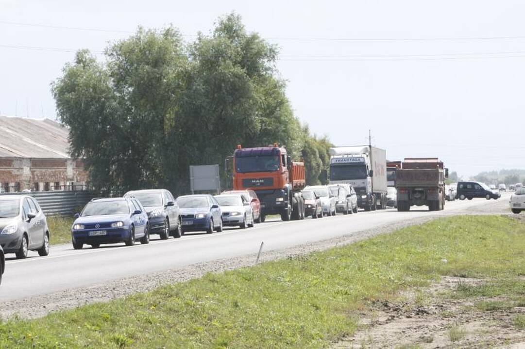 Rekonstruojamas Jakų žiedas užsikimšo   