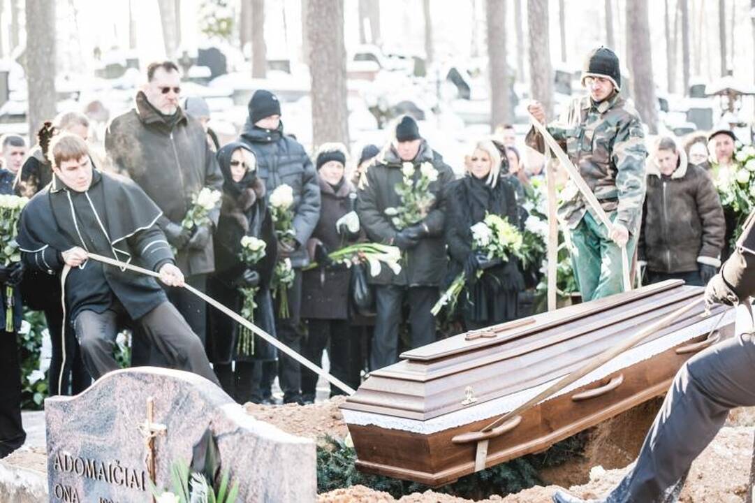 A. Sabonio tėvas amžinojo poilsio atgulė Karmėlavos kapinėse