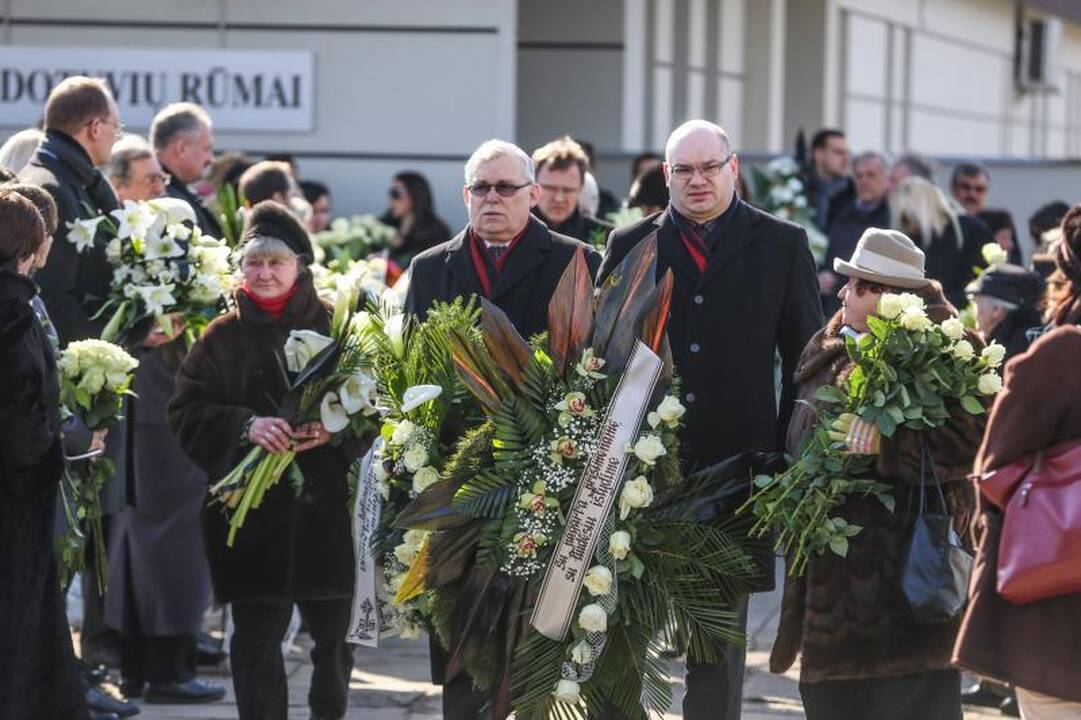 I. Matijošaitienę į paskutinę kelionę palydėjo šimtai žmonių
