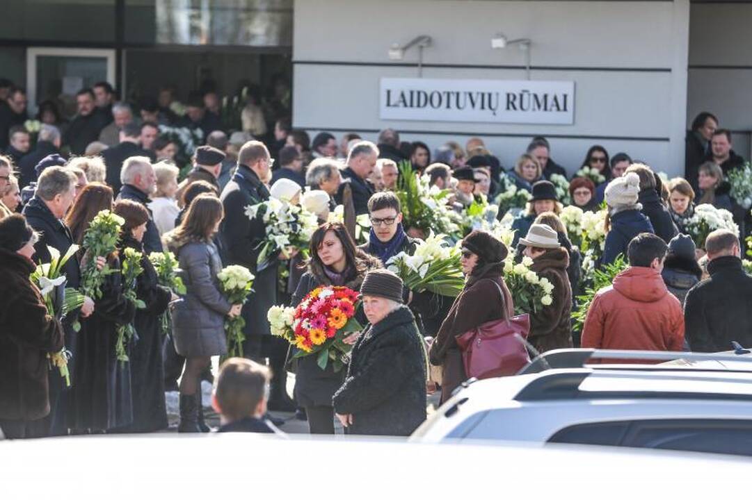 I. Matijošaitienę į paskutinę kelionę palydėjo šimtai žmonių