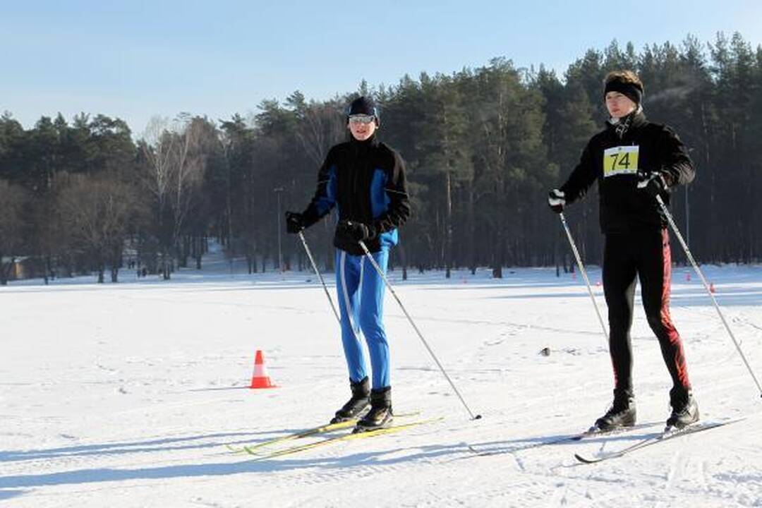 Valstybės atkūrimo dieną minėjo ant slidžių (papildyta)