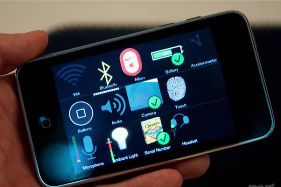 Vietnamo žurnalistų rankose – naujos kartos „iPod Touch“?