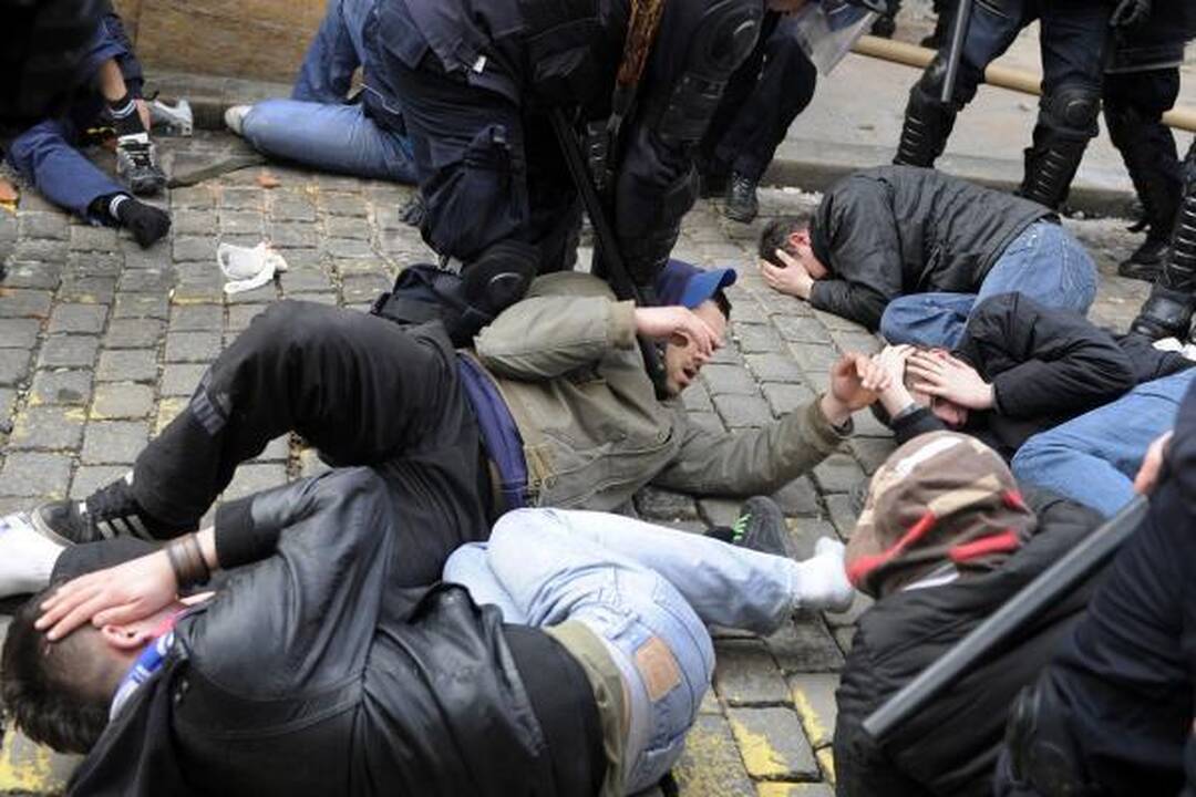 Per riaušes Kroatijos sostinėje nukentėjo 33 žmonės