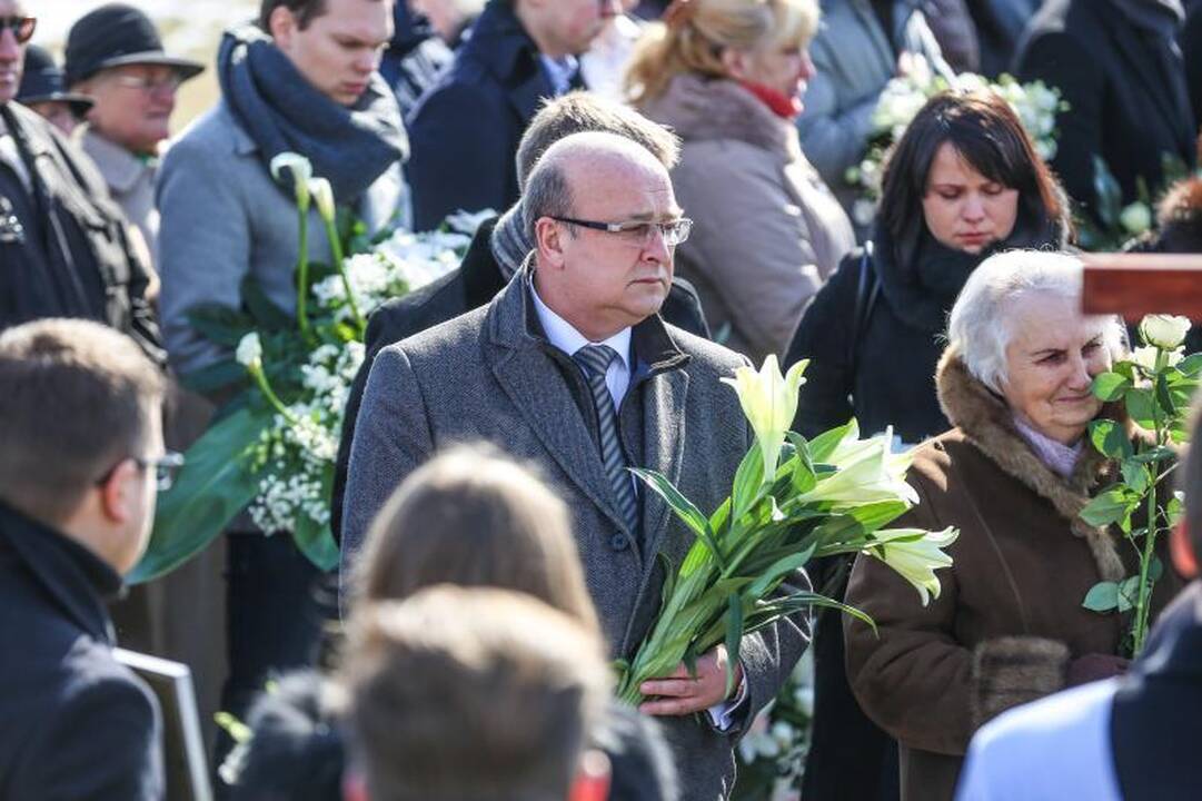 I. Matijošaitienę į paskutinę kelionę palydėjo šimtai žmonių