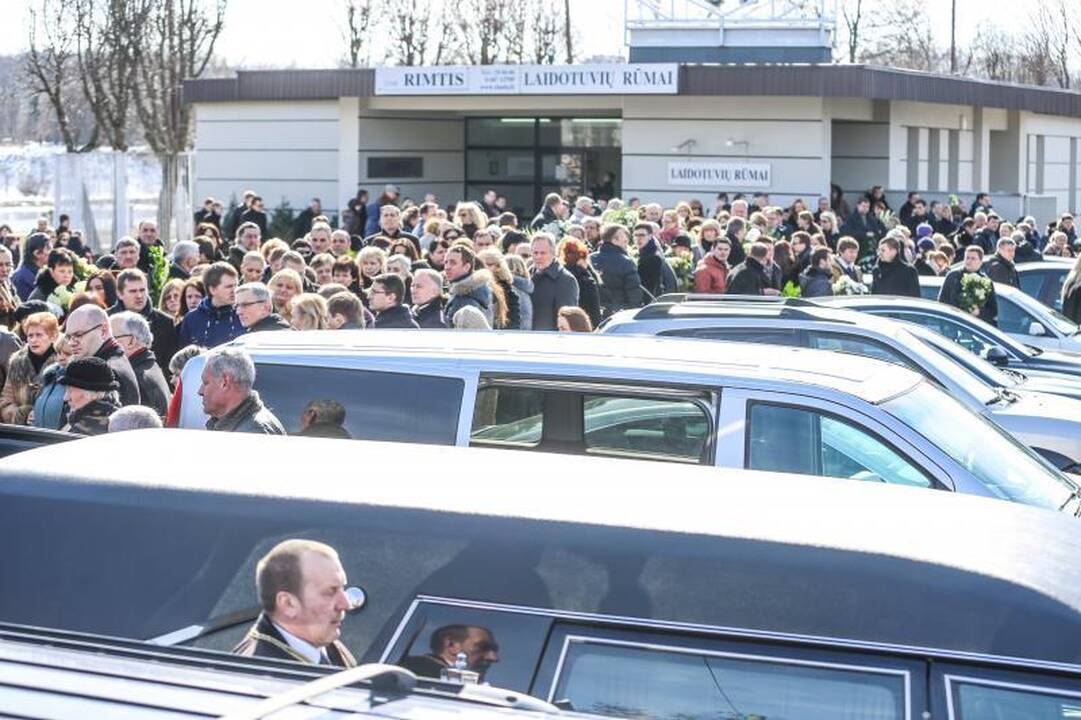 I. Matijošaitienę į paskutinę kelionę palydėjo šimtai žmonių