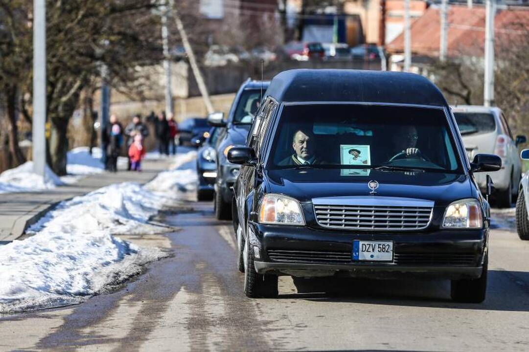 I. Matijošaitienę į paskutinę kelionę palydėjo šimtai žmonių