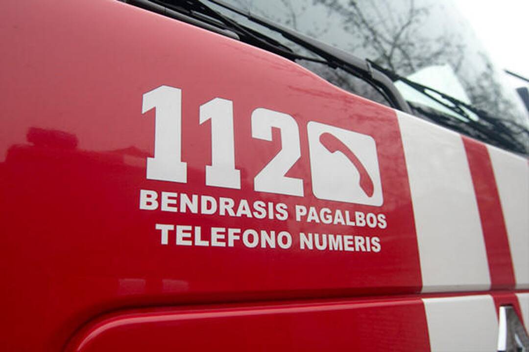 Specialiąsias tarnybas šokdinusiai moteriai gresia baudžiamoji atsakomybė