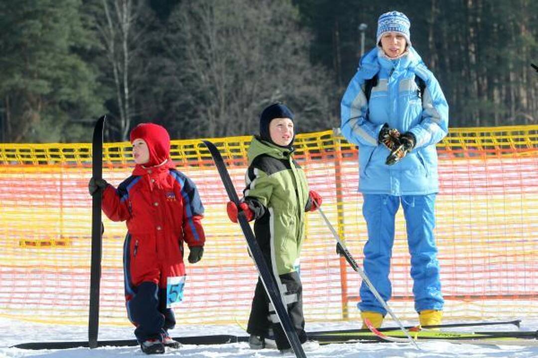 Valstybės atkūrimo dieną minėjo ant slidžių (papildyta)