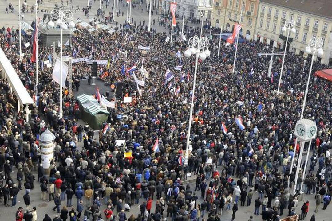 Per riaušes Kroatijos sostinėje nukentėjo 33 žmonės