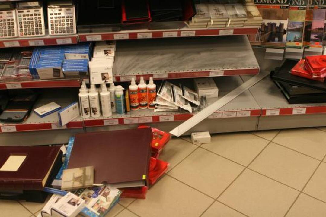 Vilniaus senamiestyje - žaibiškai apvogta parduotuvė (papildyta)