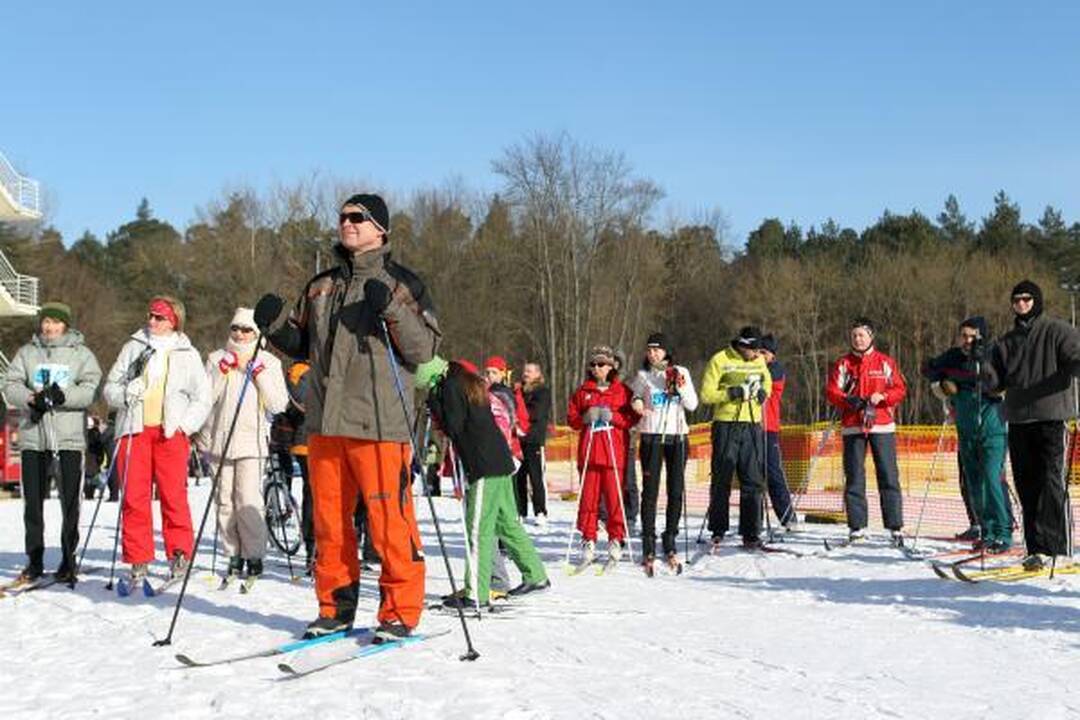 Valstybės atkūrimo dieną minėjo ant slidžių (papildyta)