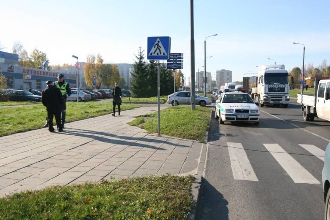 Vilniuje pėsčiųjų perėjoje partrenkta moteris ir mergaitė