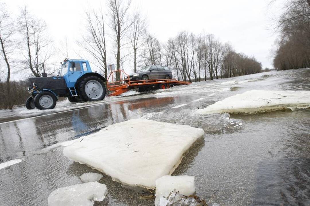 Potvynis Šilutės rajone pamažu traukiasi