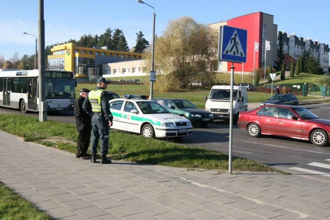 Vilniuje pėsčiųjų perėjoje partrenkta moteris ir mergaitė