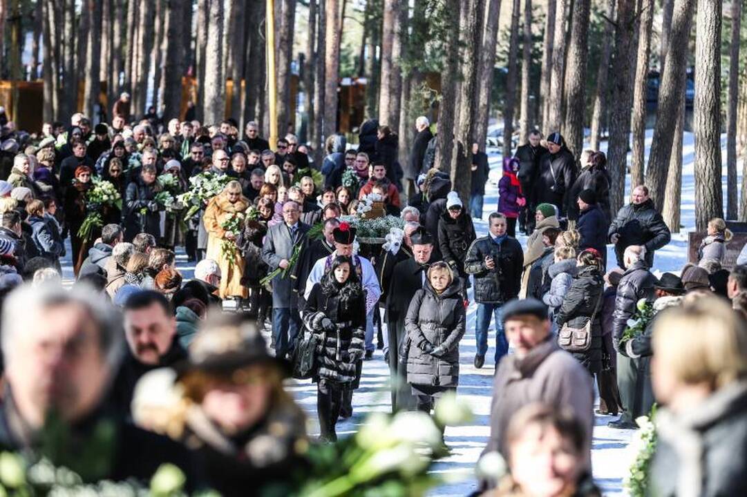 I. Matijošaitienę į paskutinę kelionę palydėjo šimtai žmonių