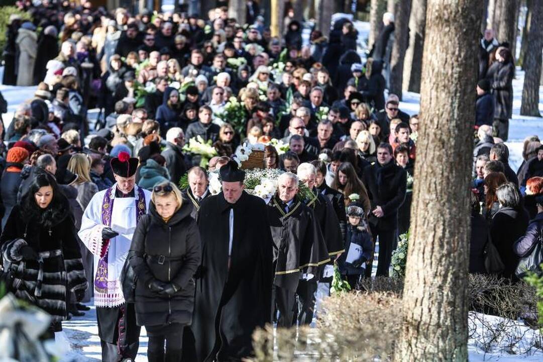 I. Matijošaitienę į paskutinę kelionę palydėjo šimtai žmonių