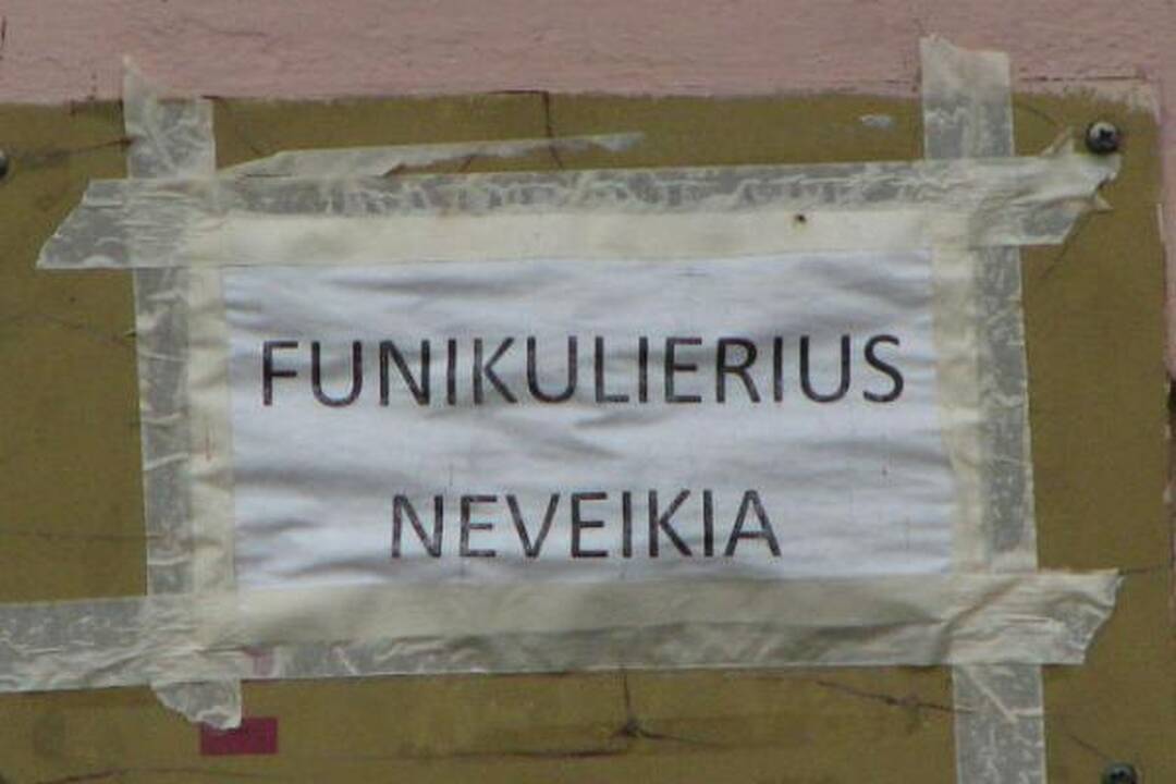 Aleksoto funikulierius išvažiavo į garažą