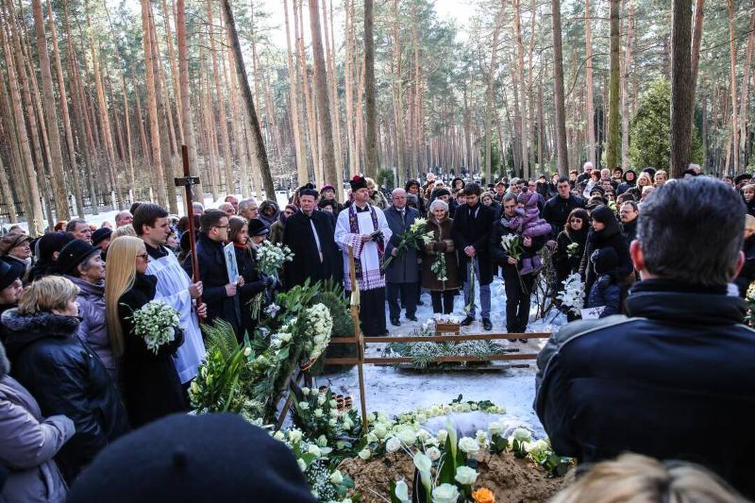 I. Matijošaitienę į paskutinę kelionę palydėjo šimtai žmonių