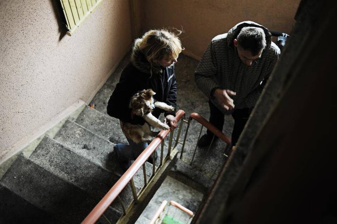 Pragariška naktis Kaune: iš degančio buto žmonės šoko per langą
