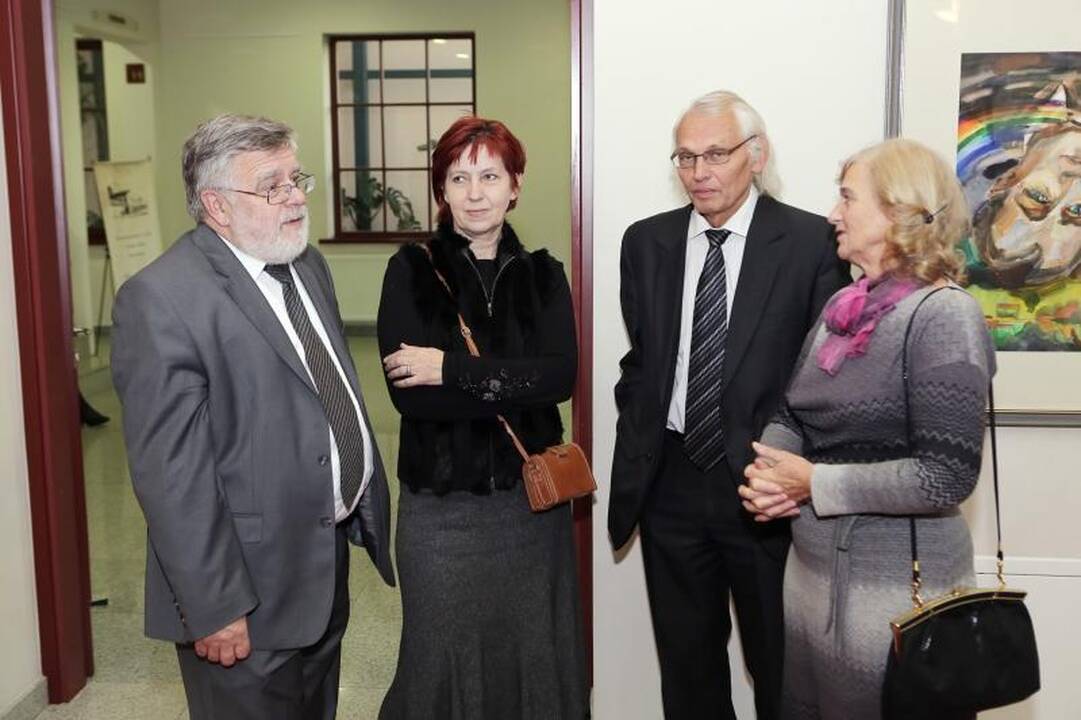J.Statkevičiaus kolekcija – tarp prabangių mersedesų