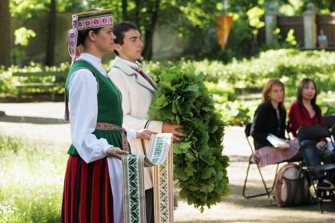 Kaune pagerbti geriausi metų    poetai  