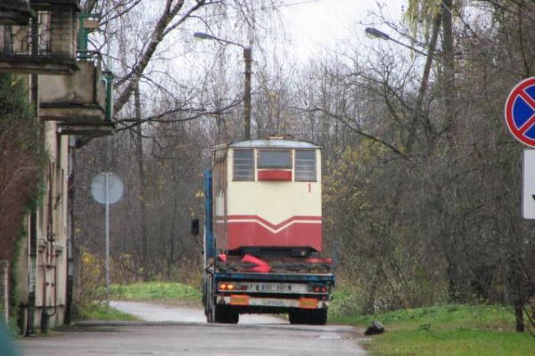 Aleksoto funikulierius išvažiavo į garažą