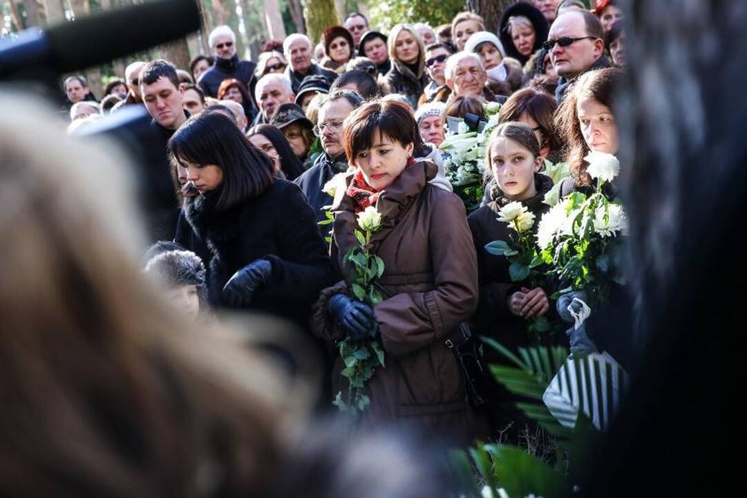 I. Matijošaitienę į paskutinę kelionę palydėjo šimtai žmonių
