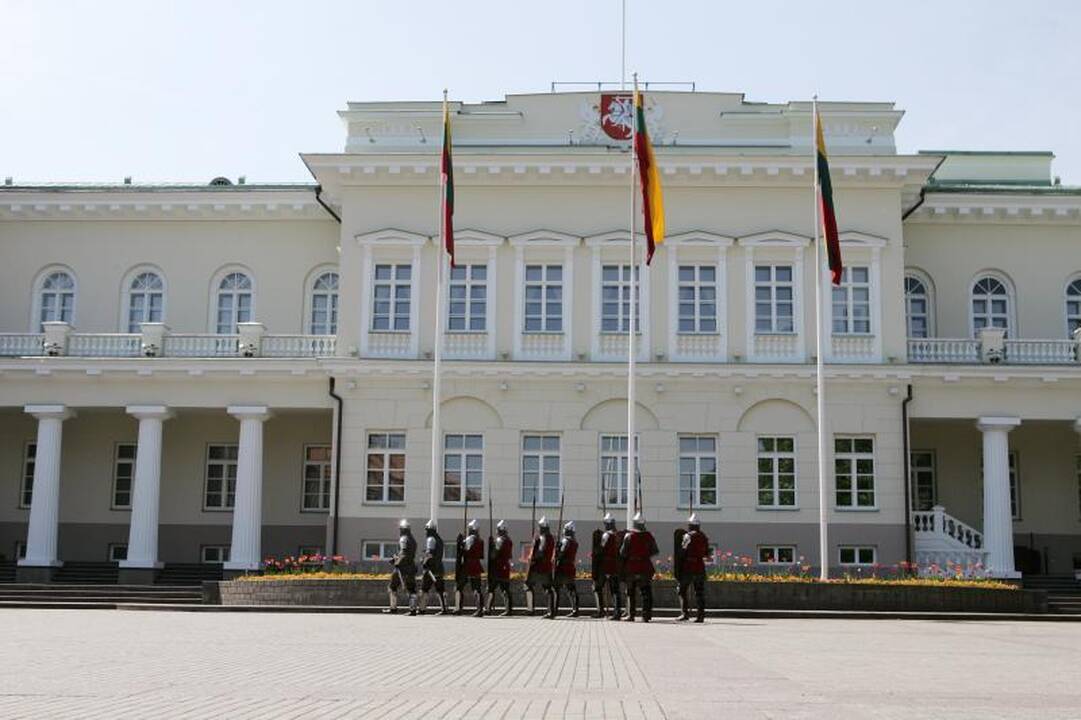 Dėl grasinančio pobūdžio laiškų į teisėsaugą kreipėsi ir Prezidentūra