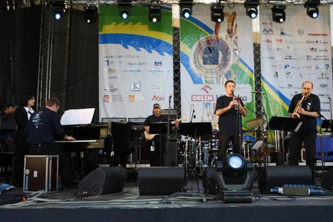 XVI Klaipėdos Pilies džiazo festivalio scenoje - žvaigždžių koncertas