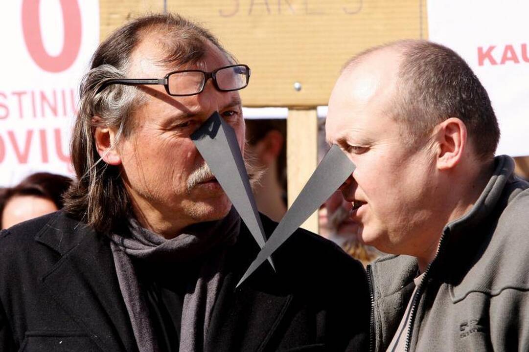 I.Vaškelienė filmavo protestuojančius architektus