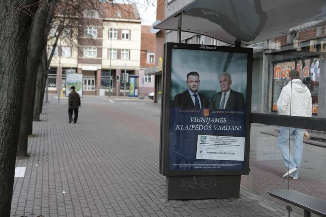 Politikai Klaipėdoje reklamuojasi ir tylos dieną 